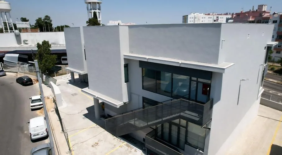 Almada Bild 1